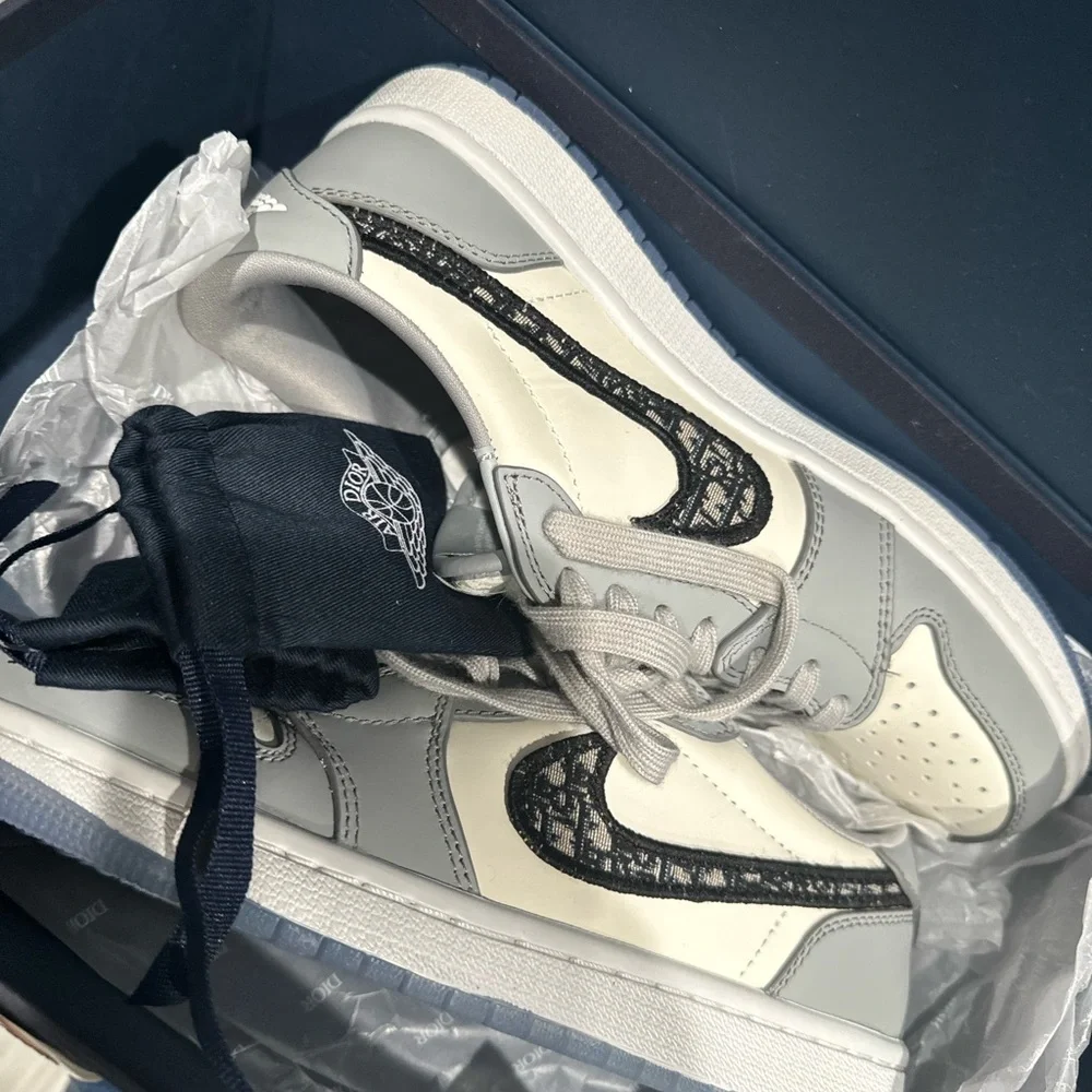 Nike sneakers Jordan 1 W10 - Picture 1 of 1